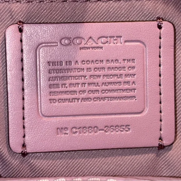 BNWT Authentic Coach Turnlock Edie – Jasmine Powder Pink Style #36855 - Picture 2 of 12